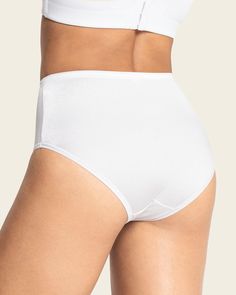 A comfy daily shaper panty with built-in super comfy compression to gently smooth out your lower tummy. It's made of soft, stretchy fabric for a perfect fit.