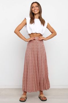 Neveah Pant - Rust - Petal & Pup USA Petal And Pup, Summer Pants Women, High Waist Wide Leg Pants, Casual Wide Leg Pants, Pleated Maxi Skirt, Floral Pants, Floral Chiffon, Chiffon Fabric, Look Chic