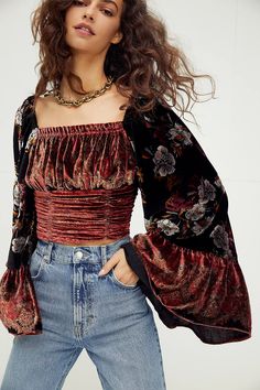 Velvet Outfit, Catching Feelings, Blouse Korean Style, Mode Hippie, Mode Kimono, Velvet Flares, Estilo Hippie, Mode Boho, Velvet Blouses