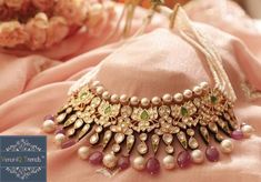 VeroniQ Trends-Bridal Kundan Neklace with floral Motifs and Pearls -Kundan Necklace-Polki Kundan-Wedding Jewelry by VeroniQTrends on Etsy Manubhai Jewellers, Bridal Fashion Jewelry, Polki Jewellery, Indian Wedding Jewelry, Bridal Jewellery Indian, Kundan Necklaces, Gold Jewelry Indian, Kundan Jewellery, Traditional Jewelry