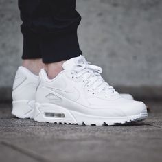 Nike Air Max 90 Leather (white) - 43einhalb Sneaker Store Fulda Air Max White, Nike Air Max 90 Leather, Sneaker Stores, Fresh Shoes, White Nike, Black Running Shoes, Dream Shoes