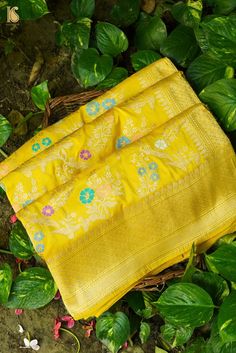 Indulge in the allure of Khinkhwab's Katan Silk Kadwa saree. This exquisite piece features the classic Katan silk weave with intricate Kadwa work, creating a luxurious texture and captivating design. Elevate your style with the timeless charm and craftsmanship embodied in this beautiful saree. Traditional Yellow Raw Silk Pre-draped Saree, Traditional Yellow Paithani Silk Pre-draped Saree, Traditional Katan Silk Pre-draped Saree, Banarasi Silk Traditional Wear With Zari Weaving For Puja, Paithani Silk Traditional Wear With Zari Weaving For Eid, Diwali Raw Silk Pre-draped Saree With Weaving Work, Traditional Paithani Silk Blouse With Zari Weaving, Semi-stitched Jamawar Pre-draped Saree With Zari Weaving, Paithani Silk Saree For Eid Ceremonies