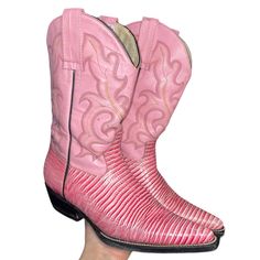 Vintage Pink Leather Cowboy Boot - In Great Condition! No Rips, Tears Or Stains. A Stunning Pair Of Two Toned, Pink Leather Boots! Pointed Toe. Retro Funky Boots. Pink Leather Boots, Funky Boots, Pink Cowboy Boots, Pink Cowboy, Leather Cowboy Boots, Cowboy Boot, Vintage Western, Vintage Shoes, Pink Leather