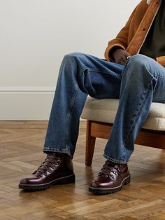 DESIGNED BY MR PORTER. Inspired by vintage military styles, Mr P.'s 'Jacques' boots are made from supple dark-brown glossed-leather and trimmed with beige suede. They're set on Vibram Commando soles for traction and weather resistance. Men Boots Aesthetic, Solovair Boots Outfit Men, Brown Dress Shoes Men Outfit, Mens Boots Style, Mens Heeled Boots, Armani Couture, Suede Boots Outfit, Men Winter Shoes, Mens Chelsea Boots