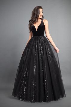 Rachel Allan Couture - 8364 Velvet V-neck Sequined Tulle Ballgown Black Couture, Tulle Ballgown, Black Wedding Gowns, Dress Velvet, Rachel Allan, Ball Gown Skirt, Couture Dress, Pretty Prom Dresses, Dressy Dresses