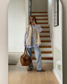 Orlaith Melia, Scandinavian Fashion Women, Sandal Tali, Casual Weekend Outfit, Look Adidas, Estilo Indie, Skandinavian Fashion, London Outfit, Scandinavian Fashion