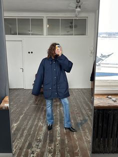 "Vintage 90s parka/jacket in blue, very soft and light, made of 65 % polyester and 35% cotton, fits XS-M, two side pockets, oversized, padded, good vintage condition  Measurements:  Shoulders 64 cm / 25.2\" Sleeve 60 cm / 23.6\" Length 90 cm / 35.4\" Bust from armpit to armpit 67 cm / 26.4\"" Oversized Casual Puffer Parka, Oversized Spring Puffer Parka, Casual Oversized Puffer Jacket With Pockets, Oversized Casual Puffer Jacket With Pockets, Oversized Cotton Puffer Jacket, Oversized Cotton Puffer Jacket, Casual Style, Casual Oversized Cotton Puffer Jacket, Oversized Cotton Puffer Jacket Casual, Oversized Hooded Puffer Jacket With Pockets