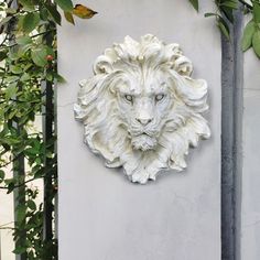 Outdoor Wall Sculpture Art, Animal Wall Sculpture, Outdoor Wall Sculpture, Garden Animal Statues, Wall Decor Garden, Head Wall Decor, Garden Wall Designs, Sculpture Animal, Animal Head Wall