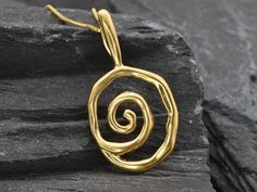 Gold Spiral Necklace design made of Gold Vermeil ☞ thickest 18k Gold Plating on top of Solid 925 Sterling Silver ☞ made to last.Matching Earrings - please ask meMatching Ring - please ask me Details:♥ Pendant Height 31.5mm, Width 18mm♥ Free Complimentary Chain♥ 18k Gold Vermeil Ancient Necklace, Swirl Necklace, Celtic Spiral, Spiral Pendant, Pendant Minimalist, Spiral Necklace, Necklace Design, Pendant Gold, Dream Jewelry