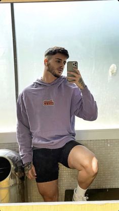 Vans Gym Outfit, Trendy Vans, Natural Selfie, Gym Outfit Ideas, Trendy Boy Outfits, Seo Specialist, Guys Clothing Styles