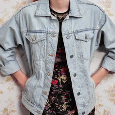 Nwot Urban Outfitters Oversized Jean Jacket Size Medium A Bit Of A Darker Wash Then Shown In Picture Retro Relaxed Fit Outerwear For Spring, Spring Grunge Relaxed Fit Outerwear, Oversized 90s Long Sleeve Denim Jacket, 90s Oversized Long Sleeve Denim Jacket, Oversized 90s Denim Jacket With Long Sleeves, Oversized 90s Denim Jacket For Fall, 90s Oversized Denim Jacket For Fall, Blue Grunge Outerwear With Pockets, 90s Spring Outerwear With Relaxed Fit