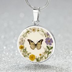 April Birth Month Flower Necklace Daisy and Sweet pea Pendant Silver Birth Flower Round Pendant Charm Necklace, Silver Charm Necklace With Birth Flower Round Pendant, Personalized Silver Nature-inspired Jewelry, Metal Flower Necklace For Gift, Silver Jewelry With Pressed Flowers For Mother's Day, Hypoallergenic Silver Jewelry With Flower Pendant, Hypoallergenic Silver Flower Pendant Jewelry, Silver Birth Flower Necklace For Mom, Silver Birth Flower Necklace As Gift For Mom