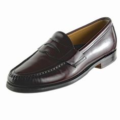 ad eBay - Find many great new & used options and get the best deals for SEBAGO Penny Loafers Shoes Sz. 9.5 EEE Handsewn in USA Burgundy Lacquer Leather at the best online prices at eBay! Free shipping for many products! Penny Loafers, Loafer Shoes, Ebay Finds, Penny, Calf Skin, Hand Sewing, Leather Upper, Loafers, Leather