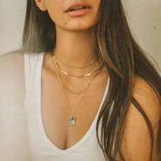 An elegant statement piece, the Hera is for your bold and fearless moments. This unique chain is made by interlocking hundreds of delicate links that lie flat to your skin and move with you. Its sleek design makes it a staple layering piece for your chain stacking. Everyday Multi-strand Figaro Chain Necklace, Dainty Multi-strand Figaro Chain Necklace, Modern Link Chain Necklace For Layering, Modern Delicate Chain Layered Necklace, Minimalist Multi-strand Chain Necklace, Modern Jewelry With Paperclip Chain For Layering, Modern Chain Link Jewelry For Layering, Modern Paperclip Chain Necklace For Layering, Everyday Jewelry With Double Chain And Rectangular Links