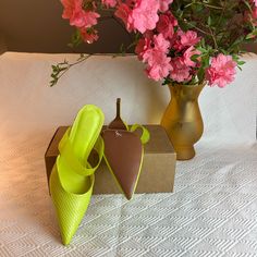 Pointed Toe High Point Heel Wide Fit Spring Mules With Branded Insole And Pointed Toe, Green Spring Formal Mules, Green Slip-on Evening Heels, Green Evening Slip-on Heels, Green Pointed Toe Sandals With Removable Insole, Spring Slip-on Heels With Heel Strap, Green Slip-on Heels For Summer, Chic Green Slip-on Heels, Green Pointed Toe Mules For Party