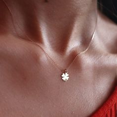 "\"14k Gold CLOVER LEAF Shaped Minimal Necklace, Good Luck Gifts, 14k Gold Customized Chain and Lock | Shamrock Necklace | Gift for Her\" Clover leaf shaped pendant with minimalist shape and elegant chain. An elegant and delicate jewel symbolizing luck.. ∙ P R O D U C T I O N ∙ ‣ All of our products are handmade and made to order ‣ All of our items are 14K real gold. We do not carry any gold filled, gold plated, or gold vermeil items. Also there are no other metals used so all items are hypoalle Dainty Pendant Jewelry For Gifts, Dainty Pendant Jewelry As Gift, Dainty Pendant Jewelry Gift, Nickel-free Fine Jewelry For Gifts, Simple 14k Gold Jewelry For Valentine's Day, Handmade 14k Gold Jewelry For Valentine's Day, Rose Gold Jewelry For May Birthstone Gift, Hypoallergenic White Gold Jewelry For Birthday, Hypoallergenic Fine Jewelry As A Gift