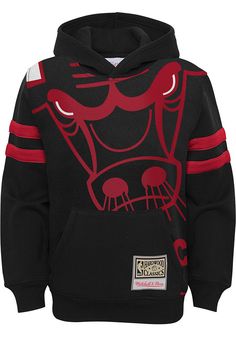 Those cold nights at the game won't keep your little Chicago fan from cheering on the team in Chicago Bulls Long Sleeve Hoodie! Give them this Chicago Bulls Youth Black Big Face Hooded Sweatshirt to keep warm in the stands. This Bulls Long Sleeve Hoodie features a soft hand screen printed graphic on front and hood. Swagger Outfits, Black Fleece Hoodie For Sports Events, Winter Sportswear Hoodie For Game Day, Winter Sports Events Fan Apparel Hoodie, Winter Sportswear Hoodie For Fan Gear, Winter Fan Apparel Hoodie For Sports Events, Black Logo Print Sweatshirt For Fans, Winter Sports Event Fan Apparel Hoodie, Black Sportswear Hoodie For Sports Events