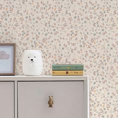 A sweet ditsy floral print with delicately drawn meadow flowers. Ditsy Floral Bedroom, Ditsy Floral Wallpaper, Lydia Rose, Walker Wallpaper, Baby Bash, Mulberry Home, Jungle Wall, Babies Room, Mini Moderns