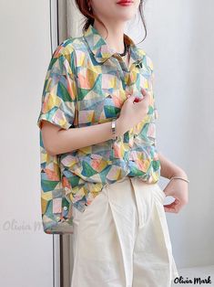 Olivia Mark - Floral Print Short-Sleeve Shirt: Sweet and Loose-Fit, with Half-Open Lapel Design Sleeve Stencil, Lapel Design, Floral Print Shorts, Outfit Set, Lapel Collar, Three Quarter Sleeves, Quarter Sleeve, Olivia Mark, Types Of Collars