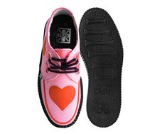 Pink & Red Heart Mondo Creeper Red And Pink Shoes, Niko Sasaki, Pink Nike Shoes, Heart Shoes, Comfort Shoe, Punk Girl, Black Fishnets, Pink Nikes, Red Hearts