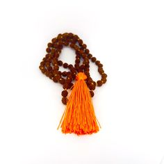 Helio 108 Mala Vajra Bodhi Rudraksha Prayer Necklaces Necklace Drawing, Sense Of Purpose, Leather Choker Necklace, 108 Mala Beads, Bead Necklaces, Strung Beads, Pearl Choker Necklace, Natural Stone Bracelets, Mala Necklace