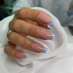 20 Lovely Light Blue French Tip Nails to Try in January 2024 Graduation Nails, Easy Nails, French Tip Acrylic Nails, Classy Acrylic Nails, Nail Stuff, Nail Swag