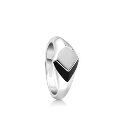 PLATINUM LOVE BANDS BY JEWELOVE plain enamel platinum ring. The enamel may come out over time. PGI code is 23PTMOR29. Metal : Platinum  Platinum Purity : 95% Purity Mark : Pt 950 Estimated Weight : 8 grams Certificate of Authenticity : Platinum Guild International Modern White Gold Rings With Enamel, Modern Enamel Rings For Formal Occasions, Modern Black Enamel Signet Ring For Anniversary, White Gold Enamel Rings With Polished Finish, Modern White Gold Enamel Ring, Modern Silver Signet Ring With Black Enamel, Formal White Gold Enamel Ring With Black Detail, Formal White Gold Ring With Black Enamel, Formal Silver Signet Ring With Black Enamel