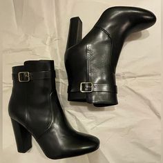 J.Crew Leather Ankle Boots With Side Zipper, Round Toe, Block Heel, Side Zipper, Equestrian Style In Smooth Genuine Leather, Made In Italy. Like New, Tried On But Never Worn Outside. Please Note There Are A Few Marks On The Soles Of Boots, Small Bumps On One Of The Heels. See Photos And Zoom In For Details And Condition. I Do Not Have The Original Box But Can Pack Them In A Different Box If You Like. Feel Free To To Reach Out If You Have Any Questions. Leather-lined Ankle Heeled Boots For Work, Leather Lined Ankle Heeled Boots For Work, Leather Lined Ankle Boots For Work, Chic High Ankle Moto Boots For Workwear, Workwear Ankle Heeled Boots With Leather Lining, High Ankle Boots With Zipper For Workwear, High Ankle Boots With Zipper Closure For Work, Workwear Boots With Zipper Closure And Round Toe, Workwear Ankle Heeled Boots With Zipper Closure