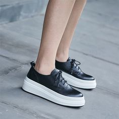 These leather sneakers are simple but also fashionable. Item Specification Upper Material: Genuine Leather Outsole Material: Rubber Insole Material: PU Lining Material: PU Questions? Contact us at support@fyzoeshoe.com Oxford Sneakers, Sperry Sneaker, Flat Sneakers, Fashion Sneakers, Vans Authentic Sneaker, Shoe Game, Leather Fashion, Leather Sneakers, Nice Shoes