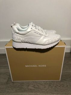 Micheal Kor, Simple Work Outfits, Simple Work, White Sneakers Women, Work Outfits, White Sneakers, Retro Inspired, Tennis Shoes, Signature Style