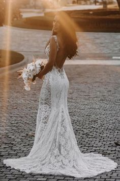 Discover Biztunnel's affordable Glamorous V-neck Wide Straps Appliques Lace Open Back Mermaid Wedding Dress in all colors. Thousands of boho wedding dresses are offered. Safety Payment. Top Quality. Open Back Mermaid Wedding Dress, Backless Bridal Dresses, Backless Lace Wedding Dress, Floor Length Wedding Dress, Boheme Chic, Open Back Wedding Dress, Wedding Dresses With Straps, Back Wedding Dress, V Neck Wedding Dress