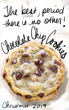 an advertisement for chocolate chip cookies with the title'100 % totally addictive chocolate chip cookies '