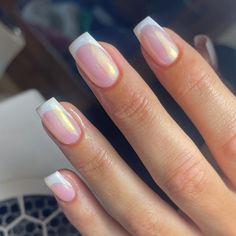 Gold chrome French manicure 💅 using glitterplanet pearl gold chrome Instagram @lyssaxlouise Chrome French Manicure, Acrylic Nails Chrome, White Tip Acrylic Nails, Chrome French, Engagement Nails, Nails Chrome, Chrome Nails Designs, French Tip Acrylic Nails