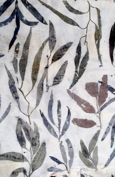 an image of leaves on a white background that looks like it has been painted with acrylic paint