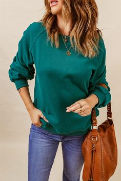 Green Raglan Patchwork Sleeve Pullover Sweatshirt Casual Fall Sweatshirt For Layering, Casual Sweatshirt For Fall Layering, Oversized Raglan Sleeve Sweatshirt For Fall, Solid Color Tops For Layering In Fall, Casual Fall Sweatshirt For Gatherings, Green Stretch Sweatshirt, Green Tops With Ribbed Cuffs For Fall, Fall Casual Tops With Ribbed Cuffs, Winter Crew Neck Tops For Workwear