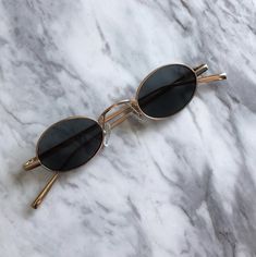 Classy Glasses, Hand Jewelry Rings, Glasses Trends, Fashion Haul, Fancy Fits, Unique Sunglasses, Cool Shades