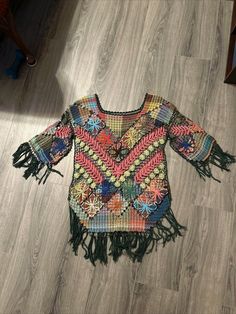 Womens Multicolor Boho Hippie Floral Crocheted Open Knit Retro Sweater M/L EUC! Chic Wardrobe, Retro Sweater, Hippie Vibes, Open Knit, Boho Hippie, Knitting Designs, Flared Sleeves, Sweater Outfits, Hippie Boho