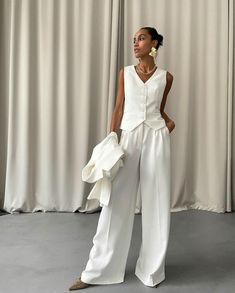 White 3 Piece Wedding Suit Bridal Suit Wedding Pantsuit For - Etsy España White Vest Suit Women, White Occasion Outfit, White Tailored Suit Women, White Suit Pants Women, Wedding Suit White Woman, Cute Pantsuits For Women, White Vest And Pants, White Pantsuit Women, Pants Suit For Women Wedding