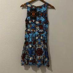 Nwt Condition! Virginia Dress In Mirror Floral Print. Pretty Opening In Back. Cinches At Waist And Then Is Floral. Length: 31.5” Pit To Pit: 16.5” My Poshmark Closet Is A Curated Boutique For Anyone Who Wants To Make A Statement With Their Style. We Offer Brand New, Like New, And Pre-Loved Clothing. On Poshmark, We Offer You Clothes That Will Always Be One Of A Kind - Just For You! Our Prices Are Competitive So Shop Today And Find Your Perfect Look! Additionally, Please Reach Out If You Have Any Printed A-line Blue Mini Dress, Blue Printed A-line Mini Dress, Blue A-line Mini Dress With Print, Casual Blue Printed Mini Dress, Blue Printed Cotton Mini Dress, Blue Bohemian A-line Mini Dress, Blue Fitted Printed Sundress, Gray Cheetah Print, Brown Mini Dress