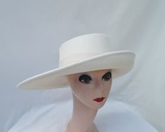 This unique shape wide brimmed wool felt hat would be perfect for any special occasion. The hat is trimmed with an ivory grosgrain ribbon band that is removable if you would like to use another band. The shape of this hat is inspired by the actor Billy Porter. The hat will fit up to a 22 5/8 inch head size. Billy Porter, Stylish Womens Hats, Classy Hats, Birthday Fits, African Head Wraps, Festival Hat, Elegant Hats, Unique Hats, Hat Ideas