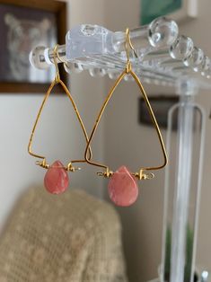 Geometric Pink Quartz Earrings - Etsy Everyday Pink Pierced Earrings, Pink Wire Wrapped 14k Gold-filled Jewelry, Pink Minimalist Teardrop Earrings, Handmade Pink 14k Gold Filled Earrings, Handmade Pink 14k Gold-filled Earrings, Pink Wire Wrapped Teardrop Earrings, Pink 14k Gold-filled Wire Wrapped Earrings, Pink Teardrop 14k Gold Filled Jewelry, Modern Pink Teardrop Jewelry