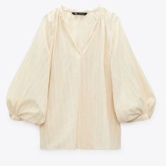 Great Lightweight Top. Pit To Pit 19". Length 27". Zara Blouse, Lightweight Tops, Zara Tops, Cotton Shirt, Zara, Womens Tops, Cream, Women Shopping, Color