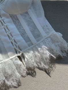 The branches, leaves and flowers are adjusted and modified with some traditional patterns, and the wiring is fresh and elegant. The unique three-dimensional texture of the embroidery matches the complex beauty of the lace, adding details to the overall skirt. 
 The embellishment of lace brings out the proportions of the lower body, and it will not feel monotonous because of the solid color and embroidery. The hazy and transparent texture of the skirt maximizes the beauty of wanting to resist and Transparent Texture, The Seagull, Adding Details, Overall Skirt, Modern Romance, Measurement Chart, Layered Skirt, Effortless Chic, Color Card