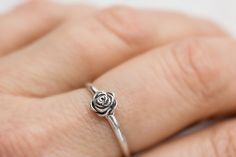 Someone once said that flowers are God’s sweetest creations without a soul, and we couldn’t agree more and the roes is the most beloved flower of all time. Roses symbolize love and happiness. This dainty rose ring is the perfect way to express your love, friendship or admiration for your beloved! Dnd Jewelry, Romantic Gifts For Wife, Fun Costumes, Soldered Jewelry, Sentimental Jewellery, Silver Rose Ring, True Summer, Dainty Rose, Glitch Wallpaper