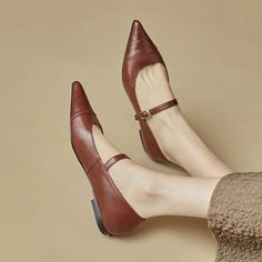 CHIKO Kulwa Pointy Toe Block Heels Mary Jane Flats Modern Shoes, Mary Jane Heels, Mary Jane Flats, Look Vintage, Gift List, Flat Shoes Women, Mary Janes, Block Heels, Rubber Sole