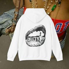 Grillz Hoodie, Y2K Sweatshirt, Tooth Gems Graphic Sweatshirt, Aesthetic Women's Clothes, Retro Streetwear Clothing, Oversized ahs Clothes ⭐️ The model in the photo is typically an adult small but is wearing a large to achieve an oversized fit look. ⭐️ This item is made to order. Orders can only be canceled and changed up to 24 hrs after they have been placed. ⭐️ Items can only be returned/exchanged if they arrive damaged or are lost in the mail. Please carefully read sizing chart before purchasi Oversized Grunge Sweatshirt For Streetwear, Oversized White Y2k Sweatshirt, Y2k Graphic Print Hoodie Top, Oversized Grunge Hoodie With Graphic Print, White Y2k Hoodie For Winter, White Y2k Hoodie For Fall, Oversized Graphic Print Hooded Top, White Grunge Hoodie Sweatshirt, White Oversized Y2k Hoodie