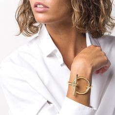 B0060ORO bracelet by cxc, made in spain Chloe Faye, Online Purchase, Elegant Style, Bracelet Making, Minimalist Design, Gold Bracelet, Spain, Shoulder Bag, Bracelet