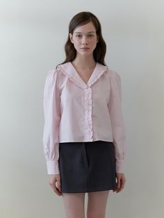 This is a trendy and casual top by KINDABABY that is made out of high quality and sturdy fabric. With unique design detail and feminine mood, you can style it for your casual and young daily outfit.- Shirring on the shoulder- Frill detail from collar to front- V neckline detail- One line button closing Cute Ruffled Collar Tops For Fall, Trendy Spring Blouse With Ruffled Collar, Trendy Cotton V-neck Shirt, Cute Long Sleeve Cotton Blouse, Cotton Shirt For Spring Daywear, Cute Cotton Fall Blouse, Cute Collared Tops For Fall, Cotton Long Sleeve Top For Daywear, Fitted Cotton Tops For Spring