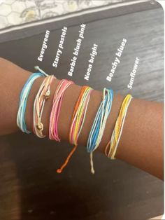 Pura Vida Style Bracelets Diy, How To Make Pura Vida Bracelets, Summer Vacation Beachy Bracelets, Pura Vida Bracelets Diy, Beachy Jewelry Pura Vida, Beachy Bracelets Pura Vida, Puravida Bracelets Packs, Surf Jewelry, Pura Vida Bracelets