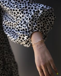 Link Chain Bracelet + Great as itself or Layering style bracelets --------------------------------------- Add on Adjustable Extender! It is a Great idea when gifting: https://www.etsy.com/listing/194202907/extender-chain-add-on-sterling-silver?ref=shop_home_active_1&ga_search_query=extender --------------------------------------- SHIPPING UPGRADES You can find shipping upgrades options in the drop bar menu when you check out. + Within the U.S Regular First-class : 2-6 business days Priority Luxury Minimalist Flexible Chain Bracelet, Luxury Flexible Minimalist Chain Bracelet, Luxury Minimalist Rectangular Chain Bracelet, Luxury Rectangular Minimalist Chain Bracelet, Chic Sterling Silver Bracelet As A Gift, Chic Sterling Silver Bracelet Gift, Chic Silver Chain Bracelet For Everyday, Minimalist Everyday Paperclip Bangle Bracelet, Minimalist Bangle Bracelet With Adjustable Chain